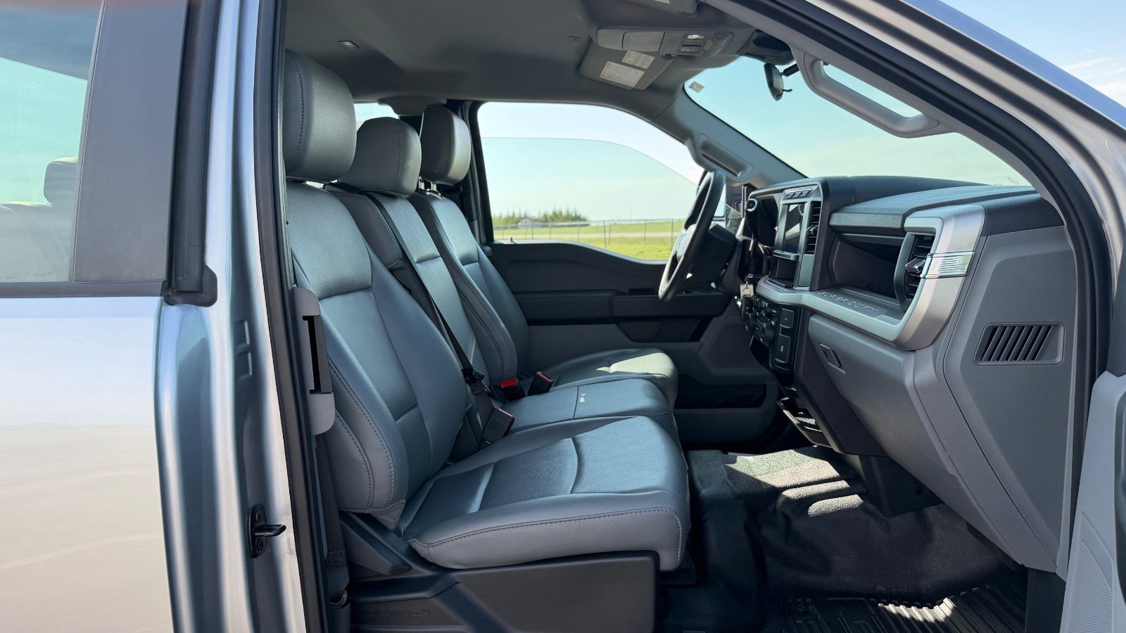 Used 2024 Ford F250 XL AWD/4WD image 29