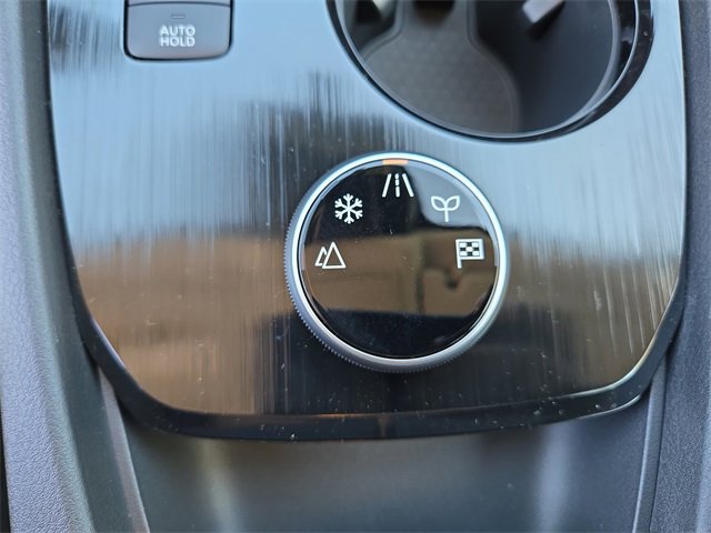 New 2026 Nissan Rogue S image 10