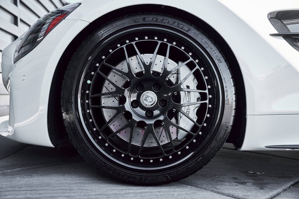 Used 2018 Mercedes-Benz AMG GT R image 3