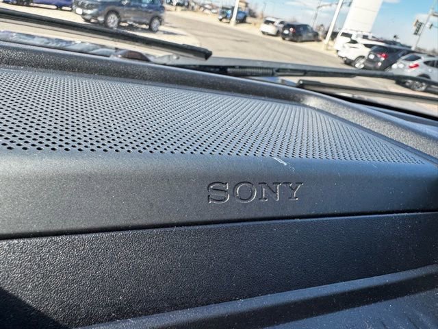 Used 2017 Ford F150 Lariat w/ Equipment Group 502A Luxury image 32