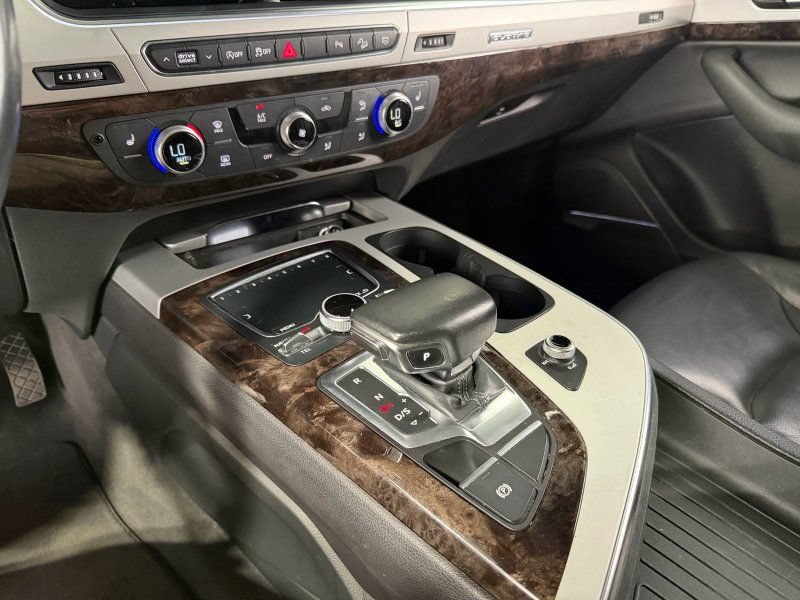 Used 2019 Audi Q7 2.0T Premium Plus w/ Premium Plus Package AWD/4WD image 15