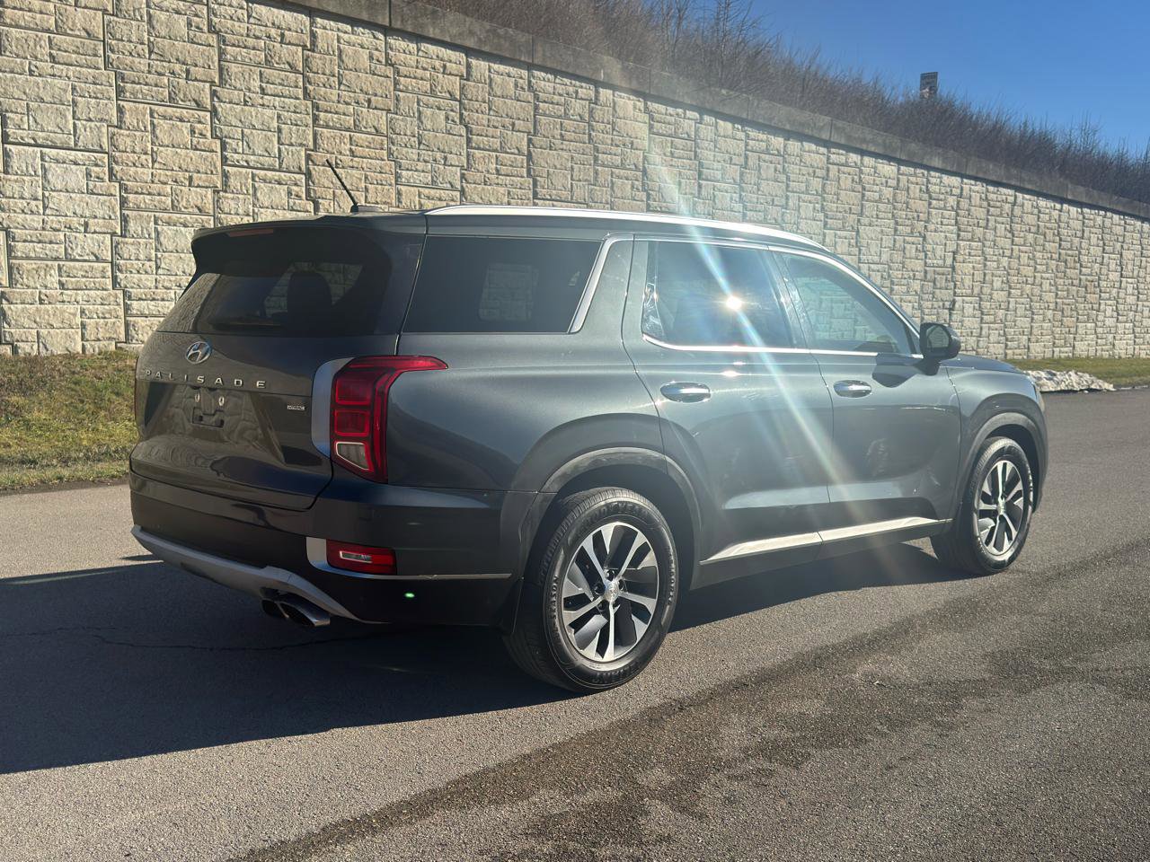 Used 2020 Hyundai Palisade SEL image 3