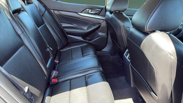 Used 2023 Nissan Maxima SV w/ Floor Mat Group FWD image 22