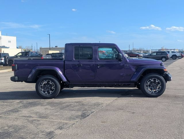 New 2026 Jeep Gladiator Sport AWD/4WD image 2