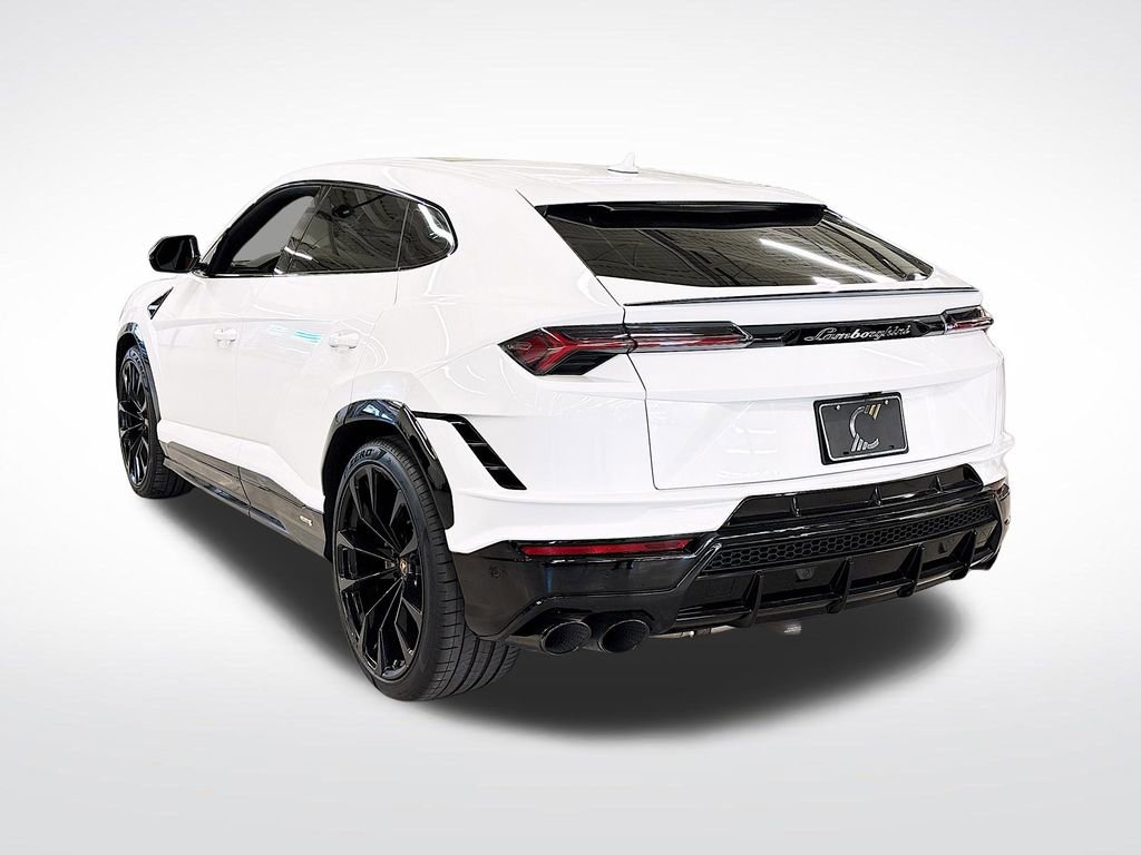Used 2024 Lamborghini Urus S image 3