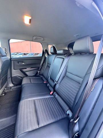 Certified 2025 Nissan Rogue SV image 30