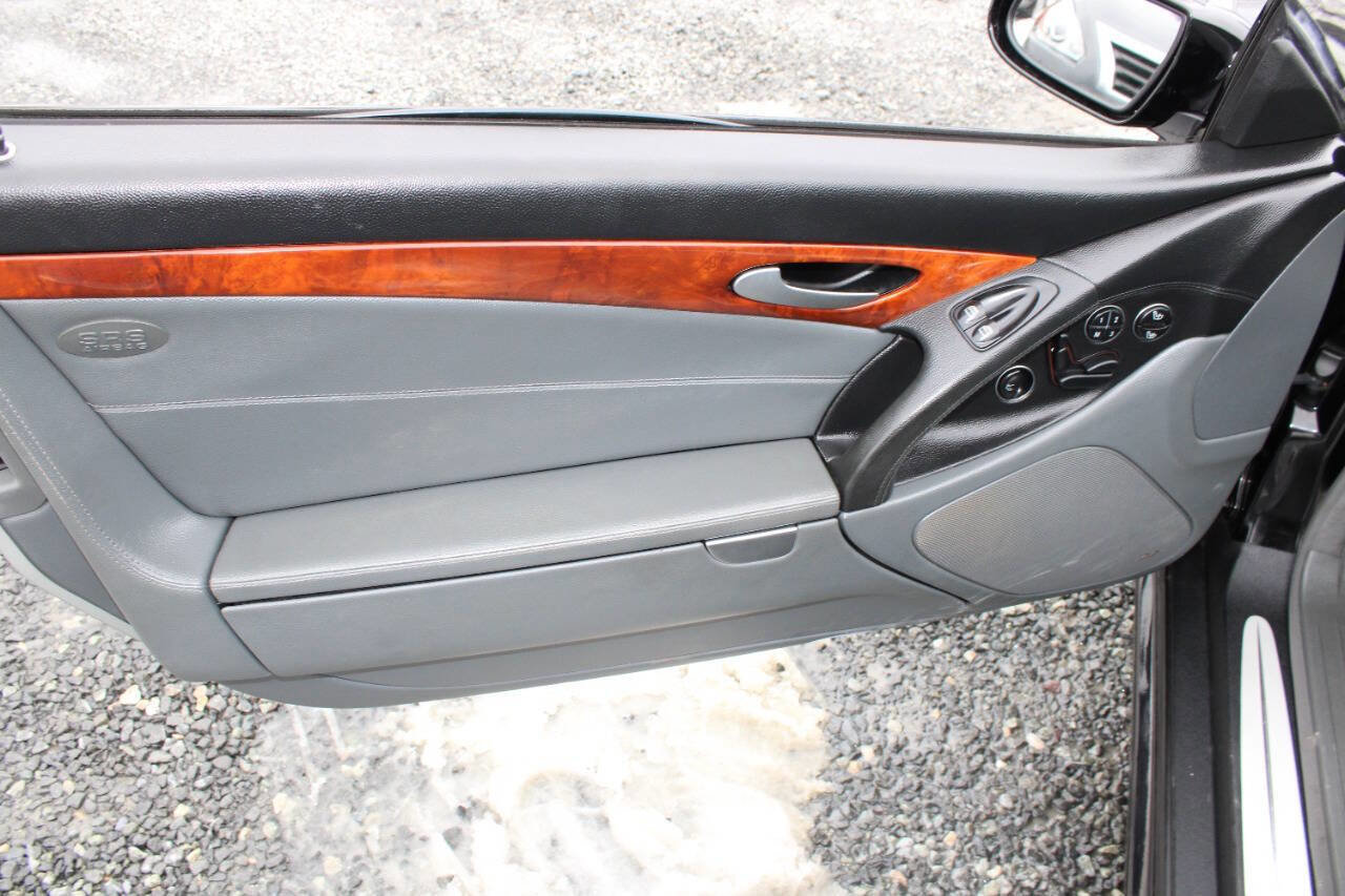 Used 2005 Mercedes-Benz SL 500 w/ AMG Sport Pkg image 26