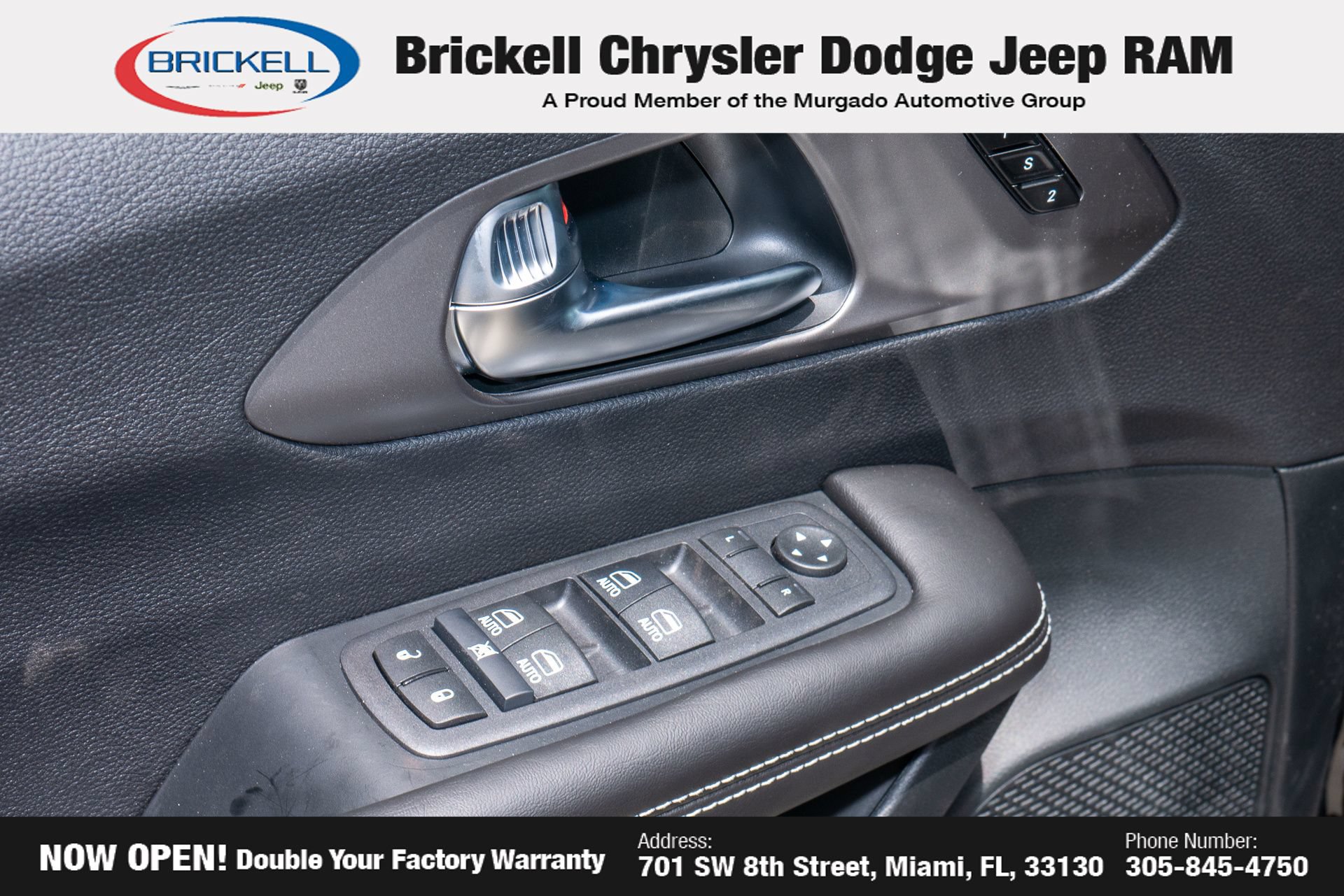 New 2027 Chrysler Pacifica Select FWD image 23