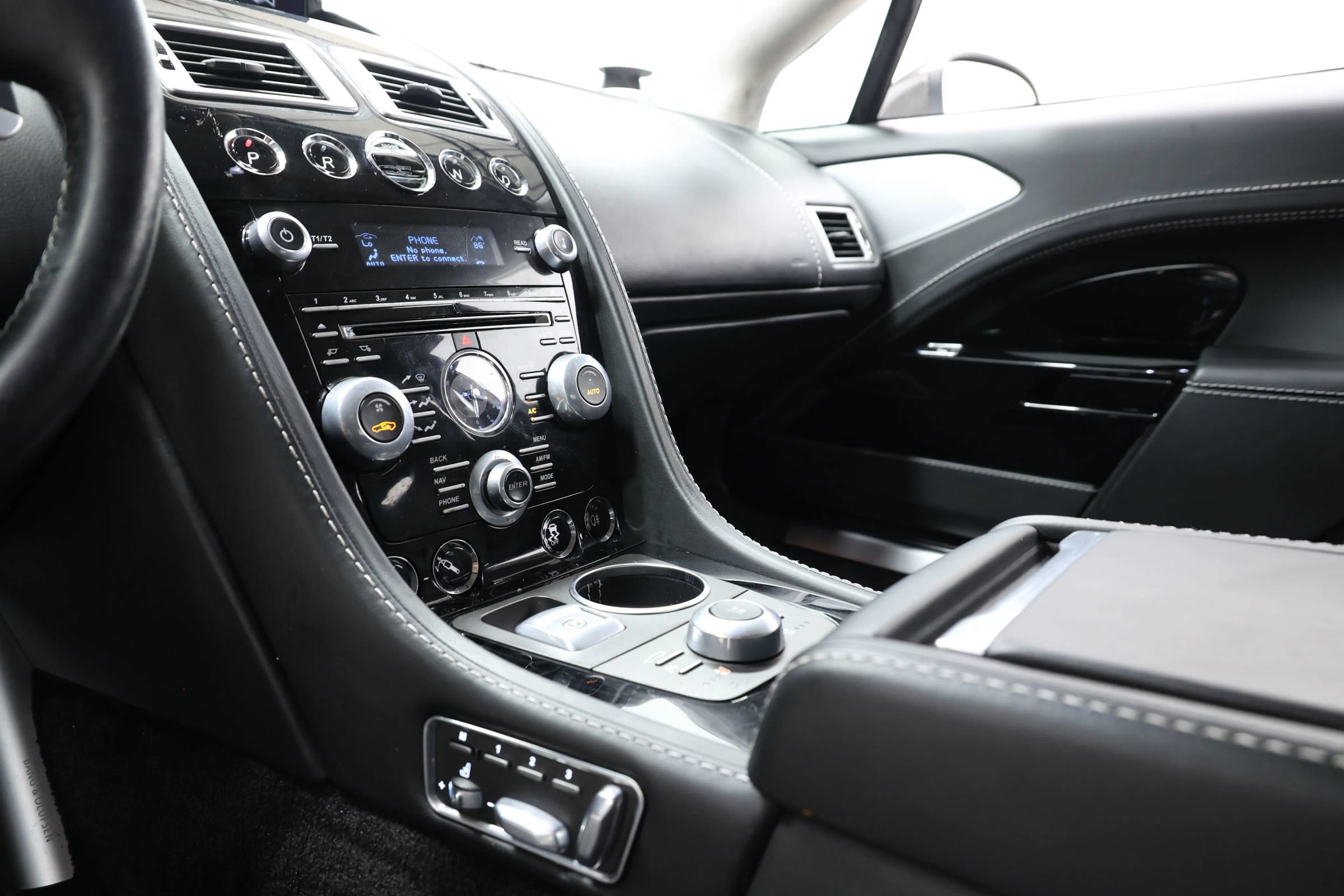 Used 2014 Aston Martin Rapide S RWD image 26