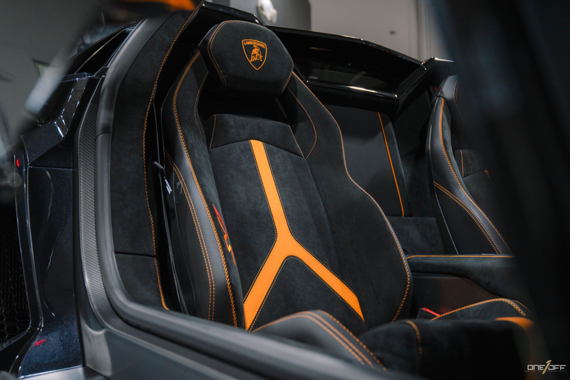 Used 2021 Lamborghini Aventador SVJ image 49