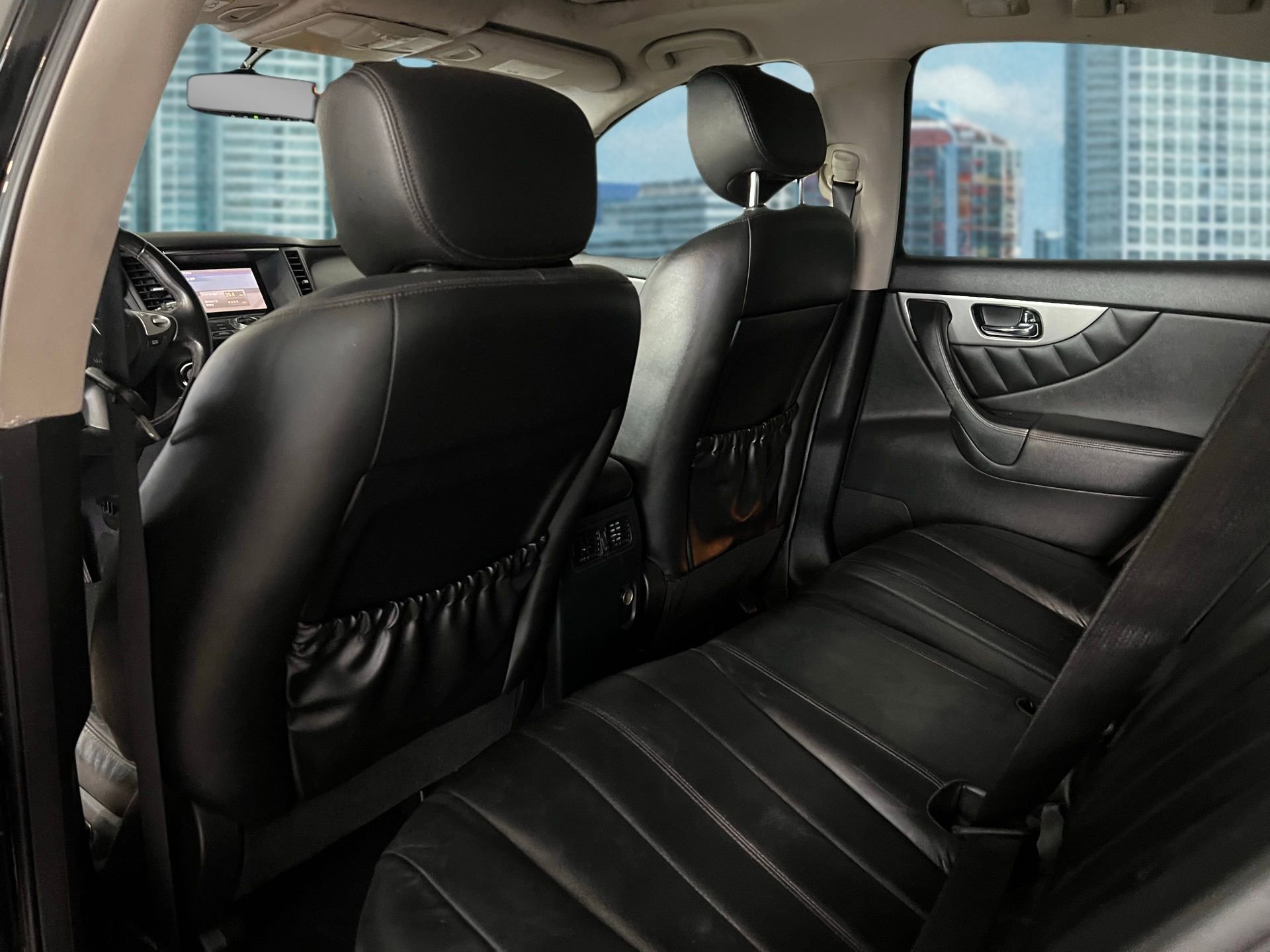 Used 2017 INFINITI QX70 Base image 7