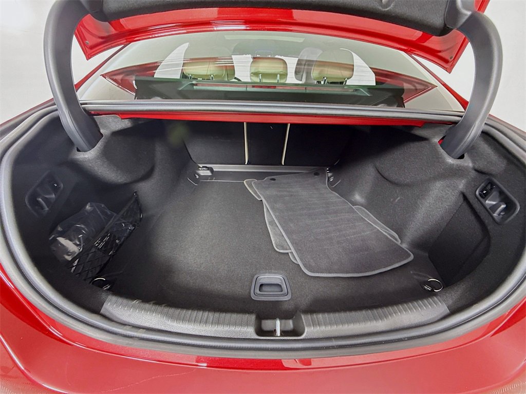 Used 2025 Mercedes-Benz C 300 4MATIC Sedan image 10