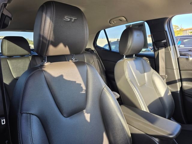 Used 2024 Buick Encore GX Sport Touring image 11