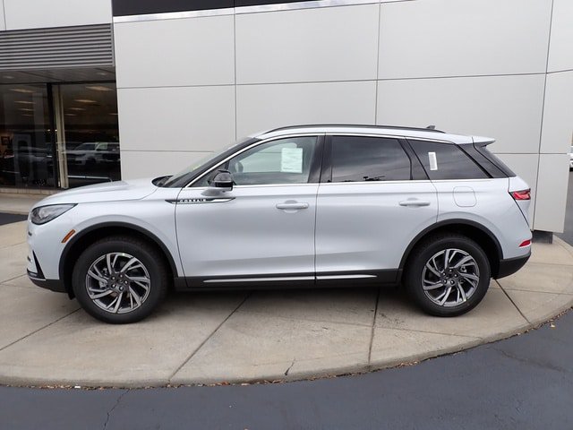 New 2026 Lincoln Corsair Premiere AWD/4WD image 2