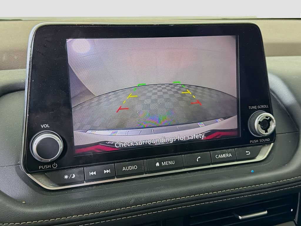 Used 2022 Nissan Rogue SV FWD image 18