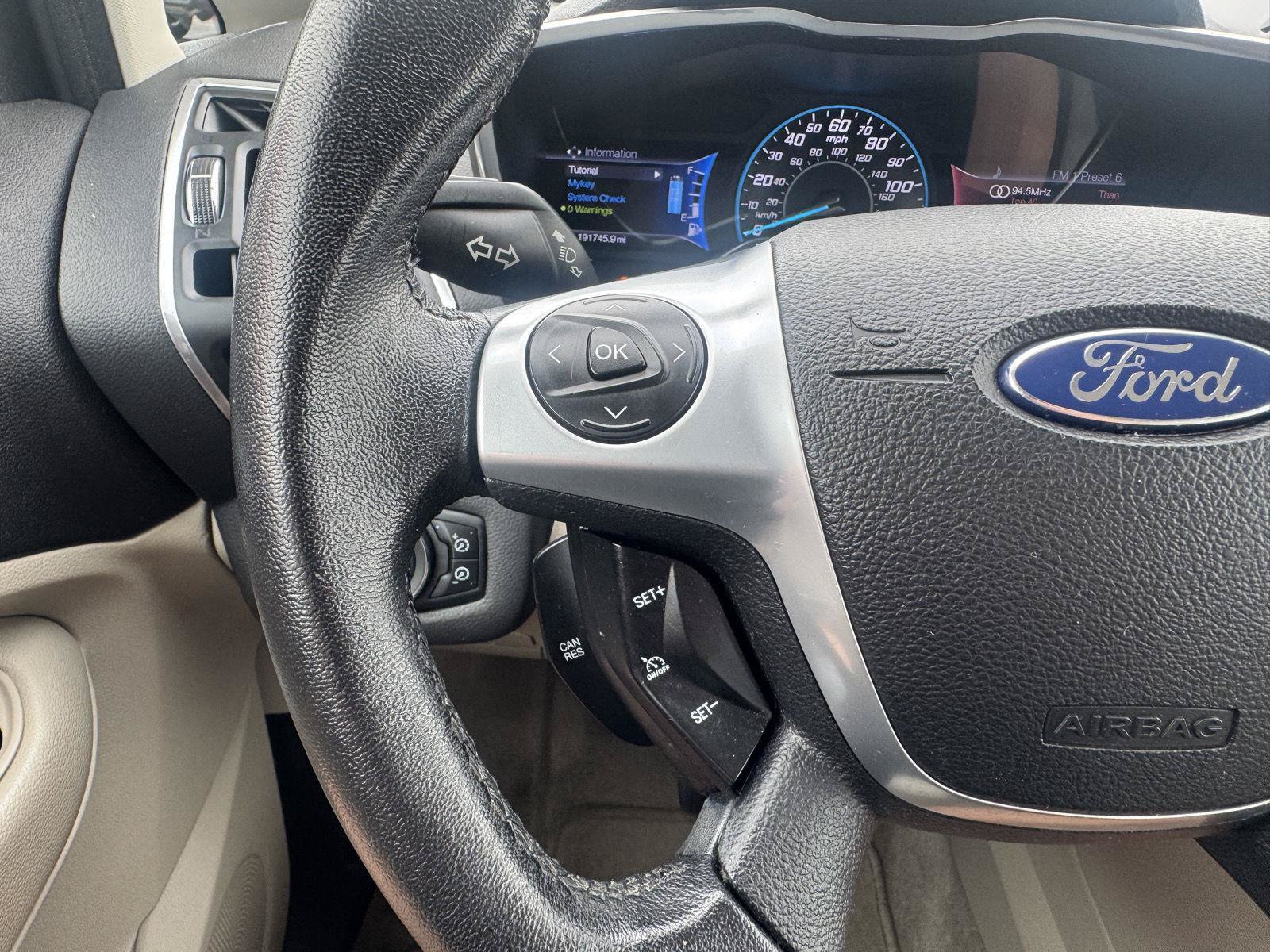 Used 2013 Ford C-MAX Energi SEL FWD image 17