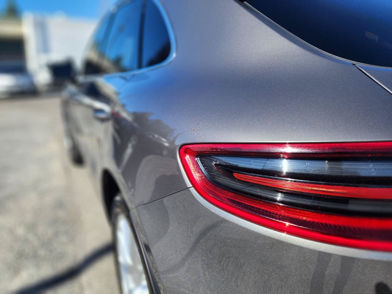 Used 2015 Porsche Macan Turbo AWD/4WD image 43
