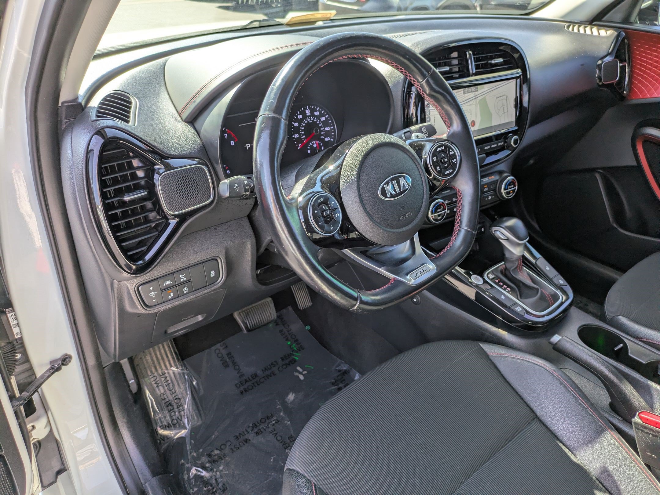 Used 2021 Kia Soul Turbo FWD image 14