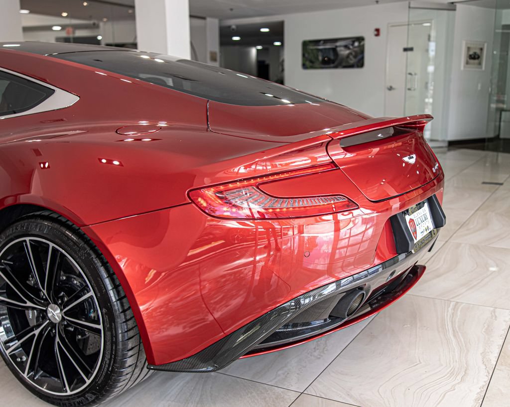 Used 2014 Aston Martin Vanquish Coupe RWD image 14