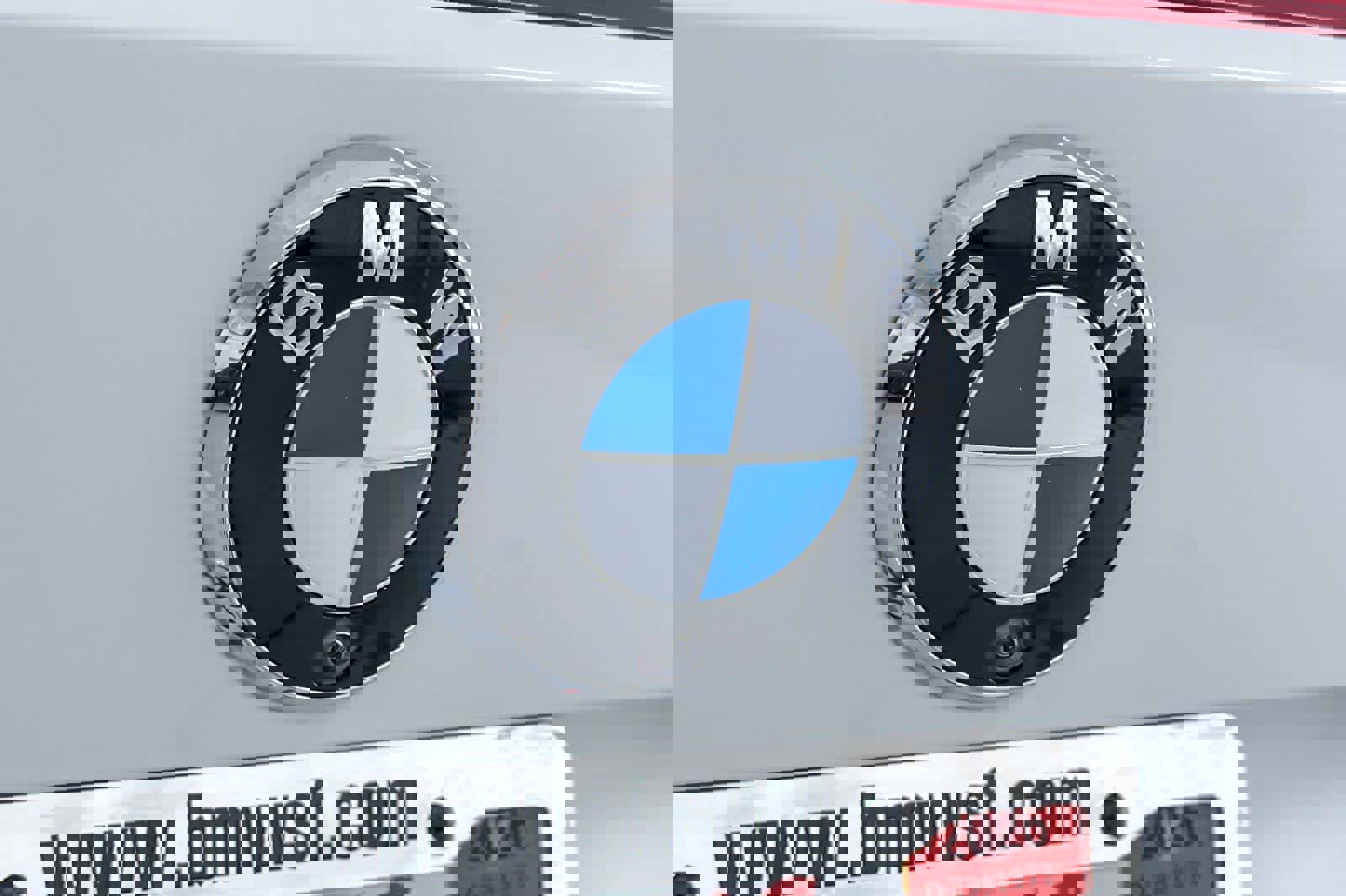 Used 2023 BMW M440i Convertible w/ Premium Package image 13