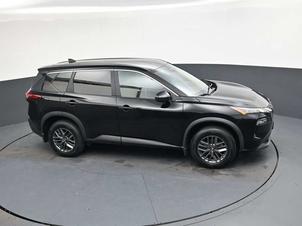 Used 2023 Nissan Rogue S image 25