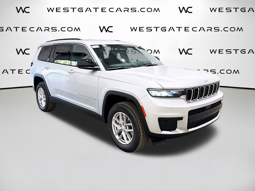 New 2025 Jeep Grand Cherokee L Laredo image 2