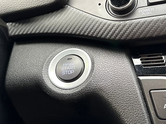 Used 2018 Hyundai Elantra Sport w/ Sport Premium Package 03 image 18