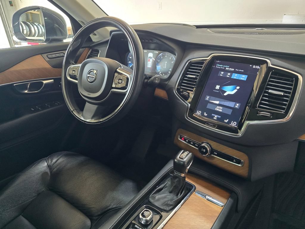 Used 2021 Volvo XC90 T6 Momentum w/ Advanced Package AWD/4WD image 30