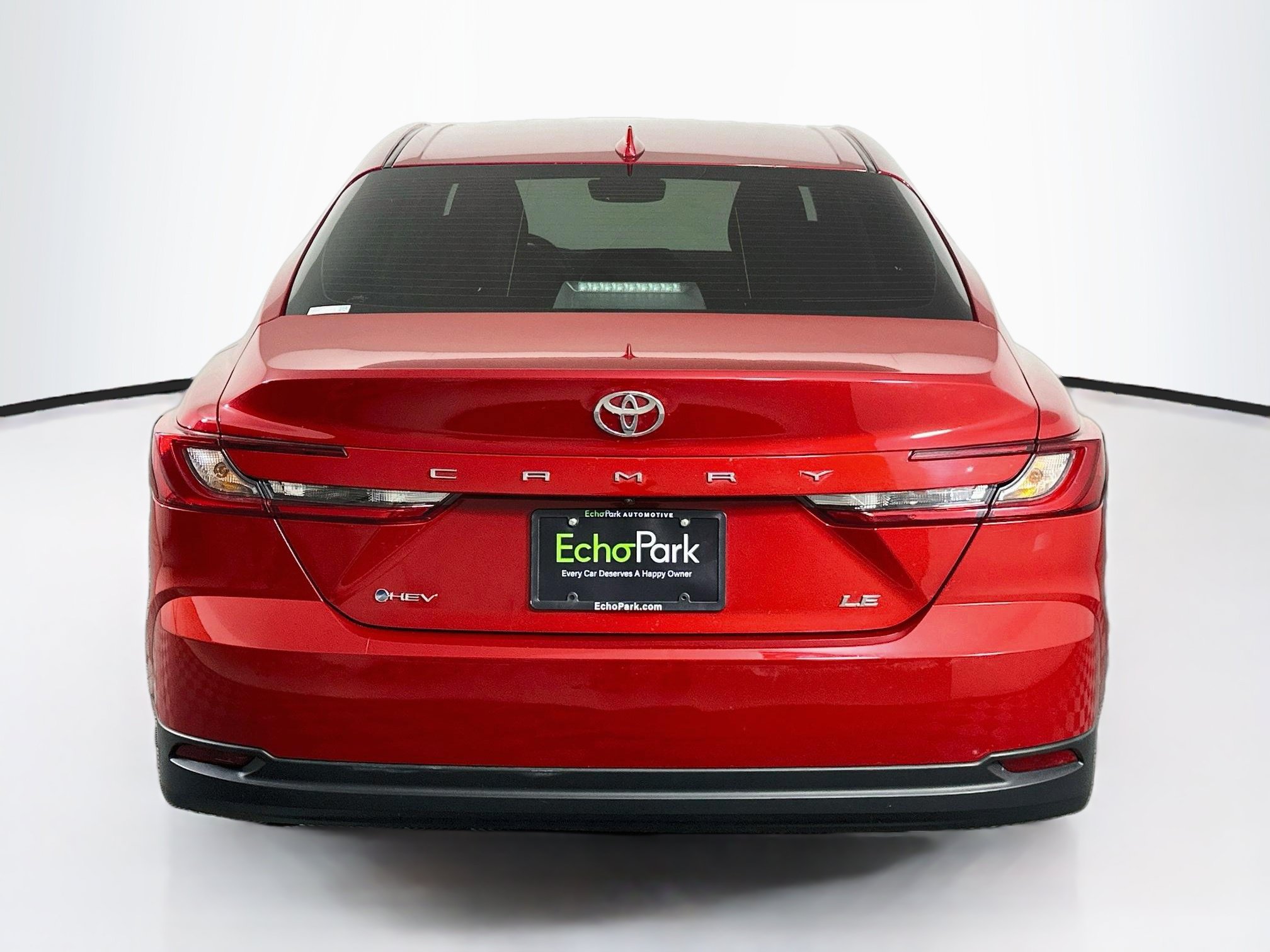 Used 2025 Toyota Camry LE FWD image 7