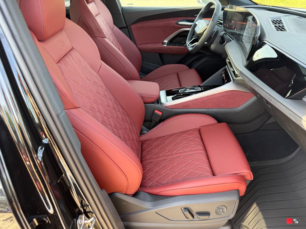 New 2026 Audi SQ5 Premium Plus AWD/4WD image 9
