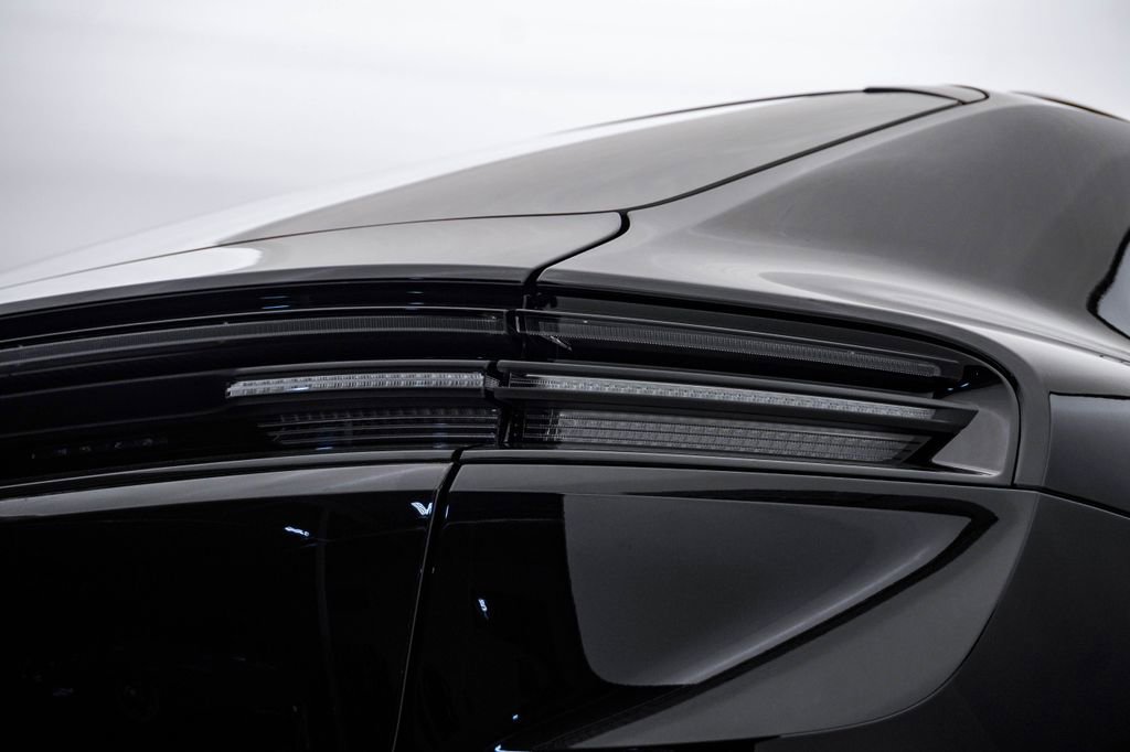 New 2026 Porsche Macan 4 Electric AWD/4WD image 12