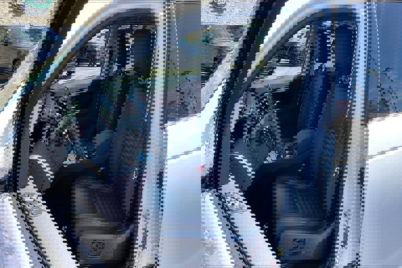 Certified 2025 Land Rover Discovery Sport S image 8