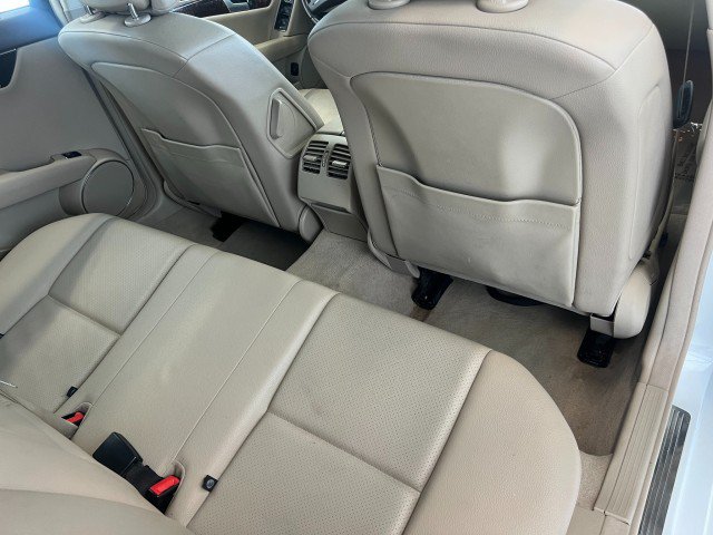 Used 2013 Mercedes-Benz C 300 4MATIC Sedan image 36