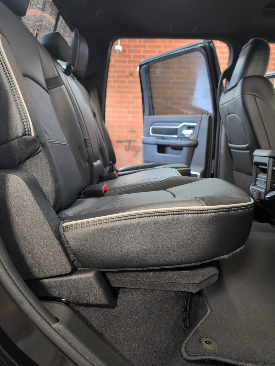 New 2026 RAM 3500 Laramie w/ Sport Appearance Package AWD/4WD image 19