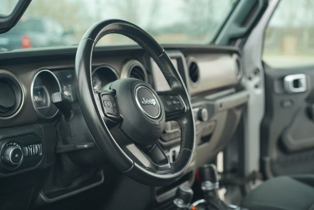 Used 2020 Jeep Wrangler Unlimited Sport image 27