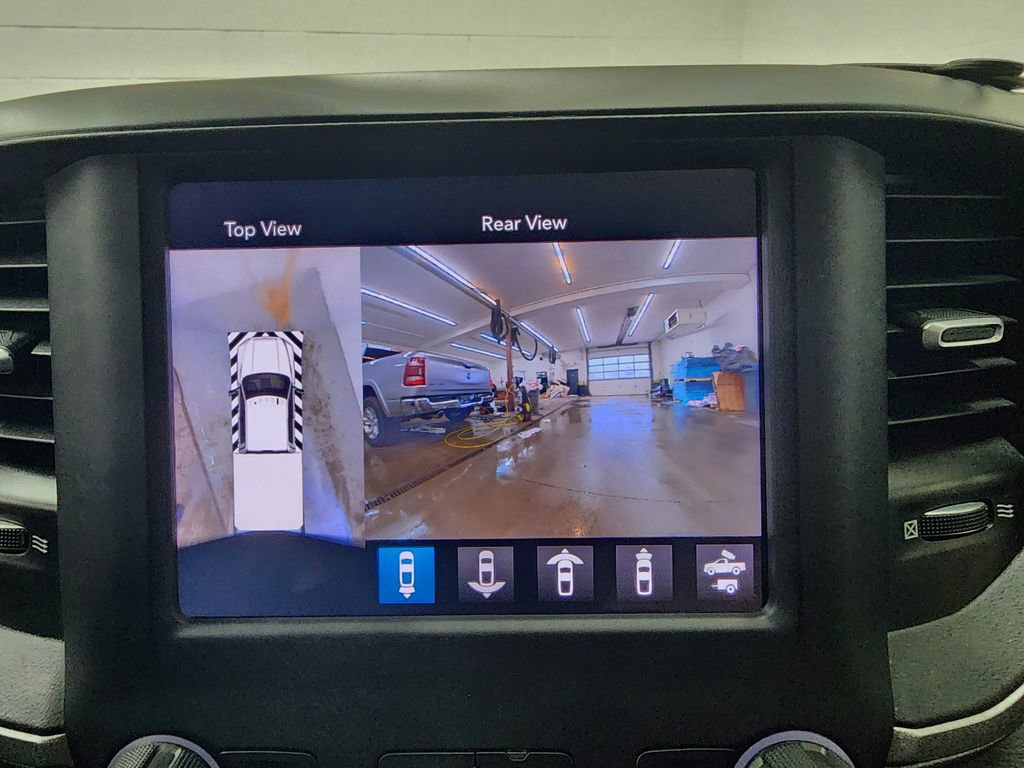 Used 2021 RAM 3500 Tradesman w/ Chrome Appearance Group image 11