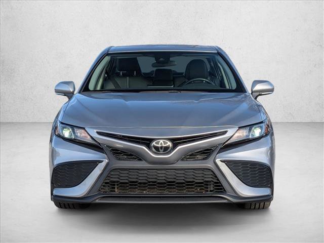 Used 2023 Toyota Camry SE image 2