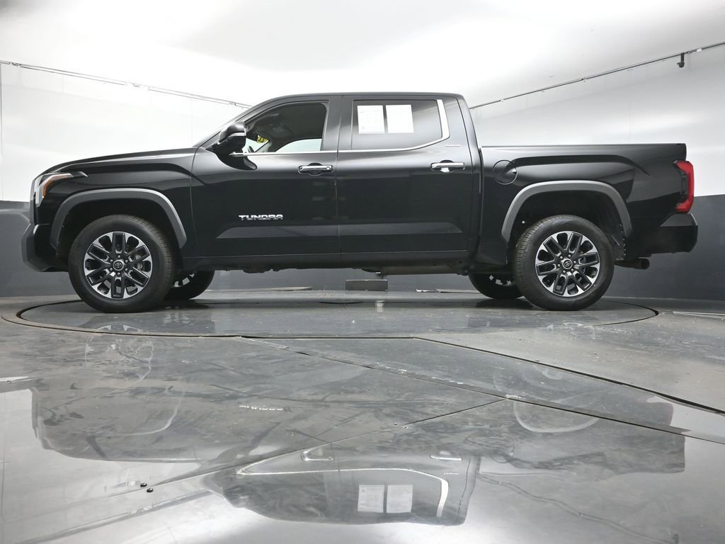 Used 2022 Toyota Tundra Limited image 32