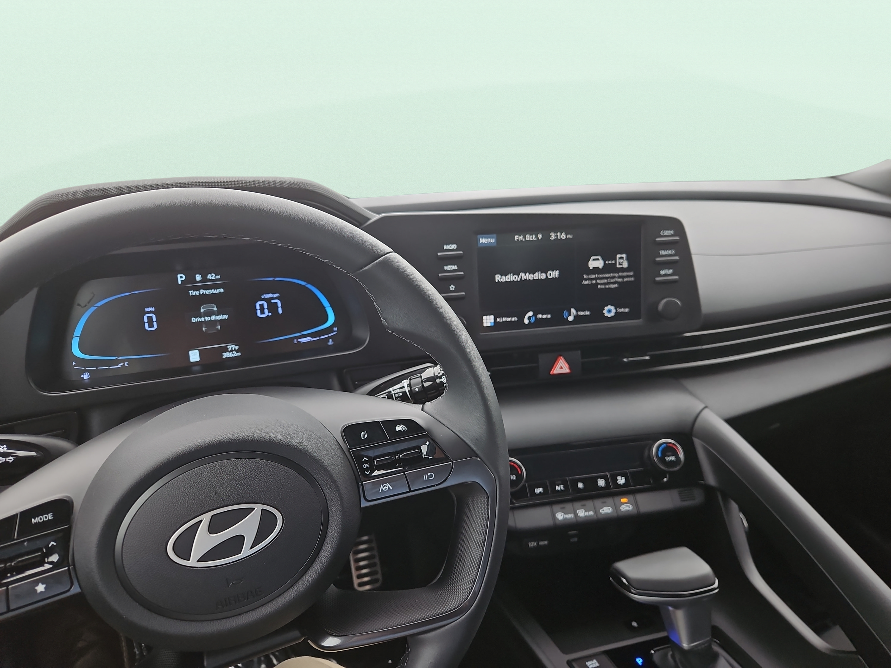 Certified 2026 Hyundai Elantra Sport w/ Cargo Package FWD image 9