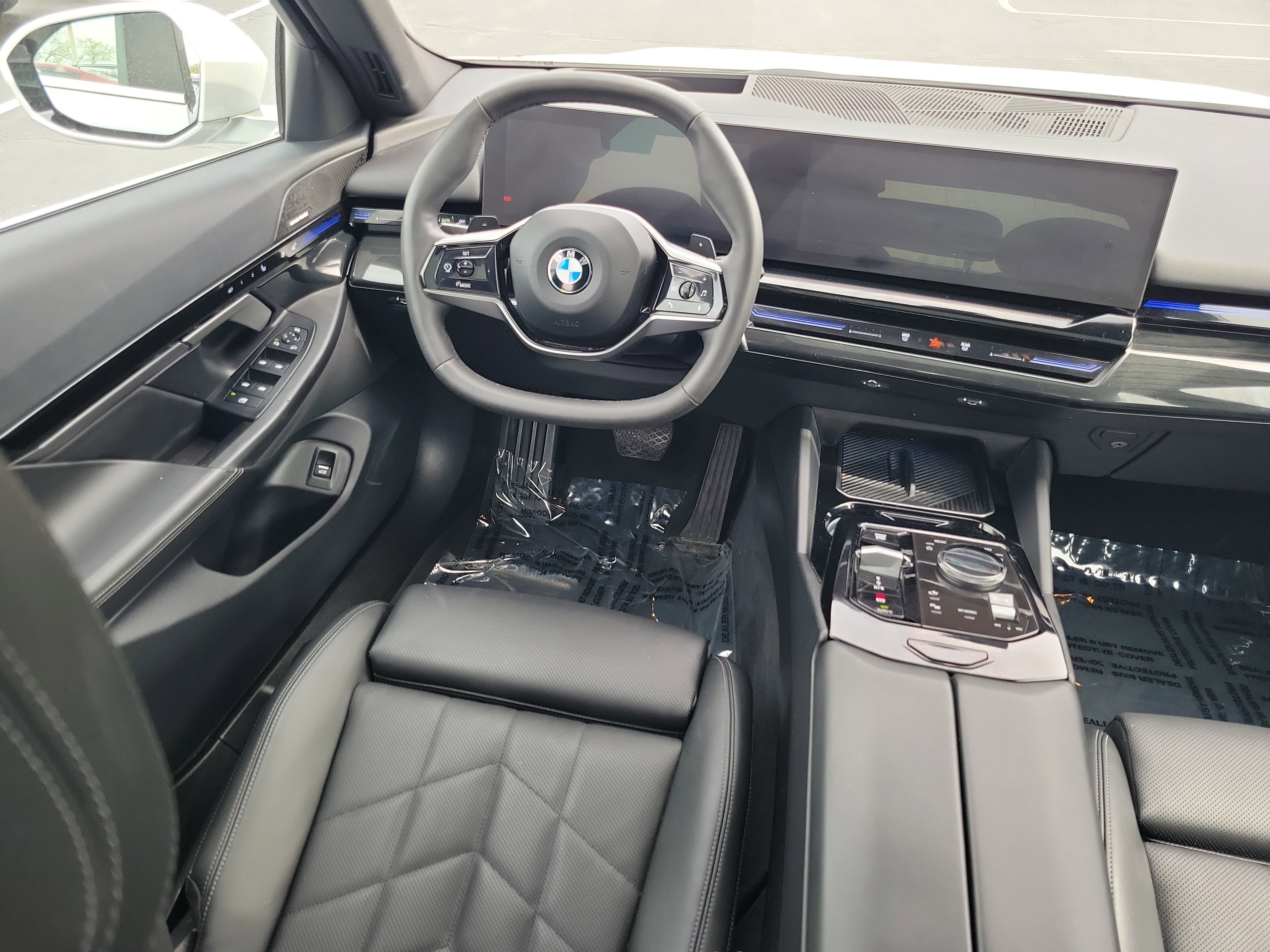 Used 2024 BMW 530i xDrive AWD/4WD image 15