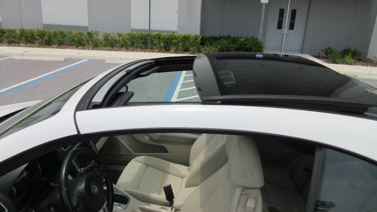 Used 2011 Volkswagen Eos Komfort FWD image 37