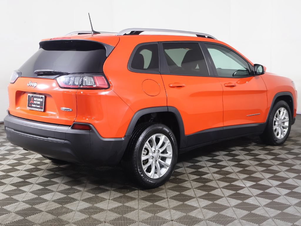 Used 2021 Jeep Cherokee Latitude FWD image 7