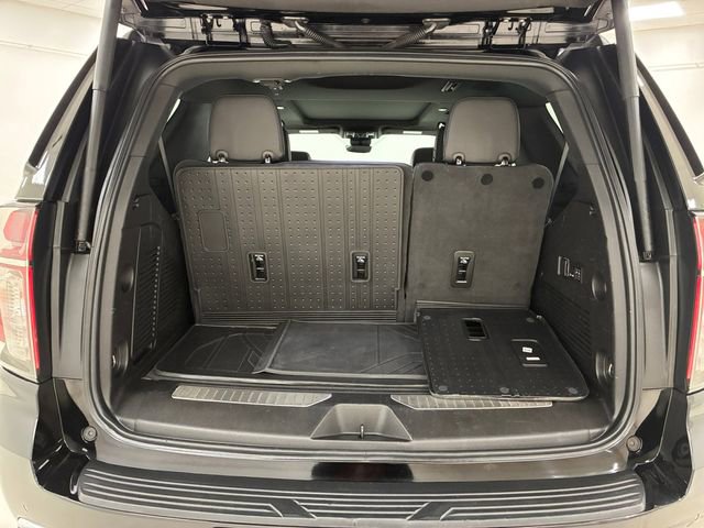 Used 2023 Chevrolet Tahoe High Country AWD/4WD image 17
