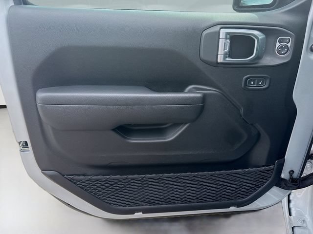 Used 2024 Jeep Wrangler Unlimited Sport AWD/4WD image 20