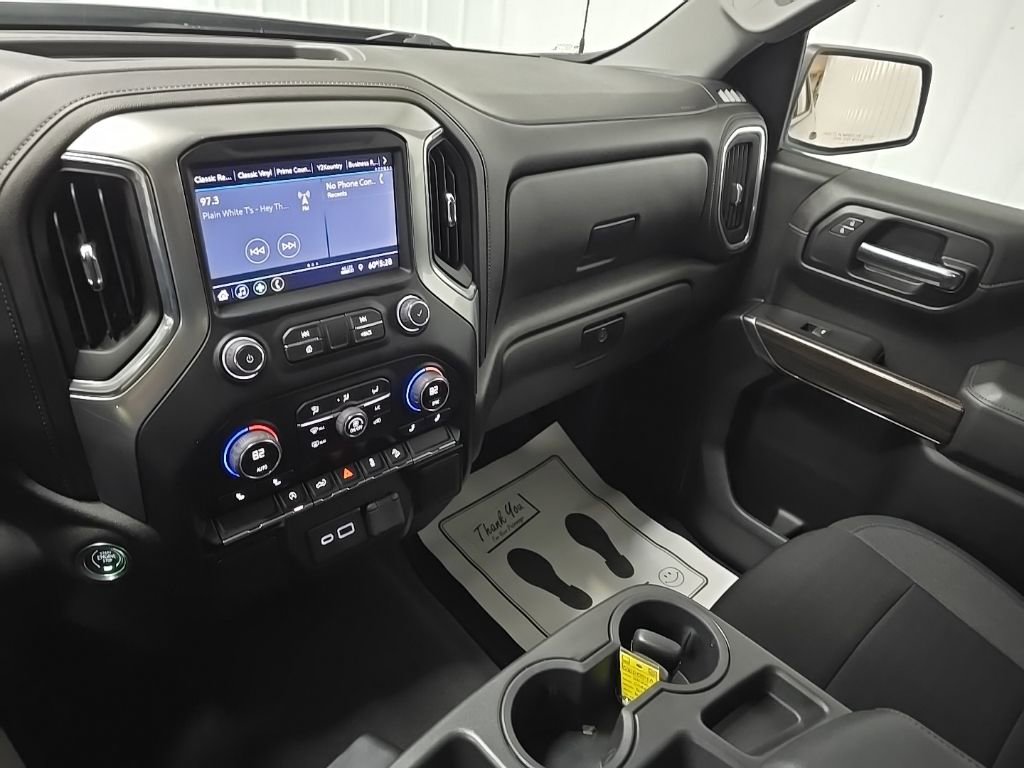 Used 2022 Chevrolet Silverado 1500 LT w/ Z71 Off-Road Package AWD/4WD image 25