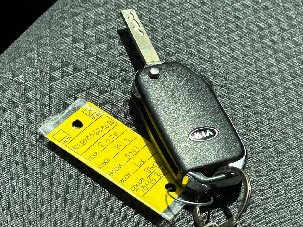 Used 2020 Kia Soul LX FWD image 50