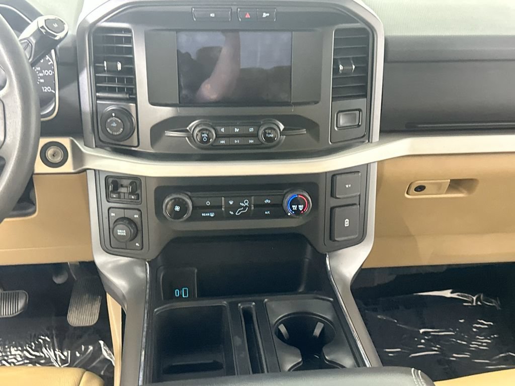 Used 2022 Ford F150 XLT w/ Trailer Tow Package AWD/4WD image 18