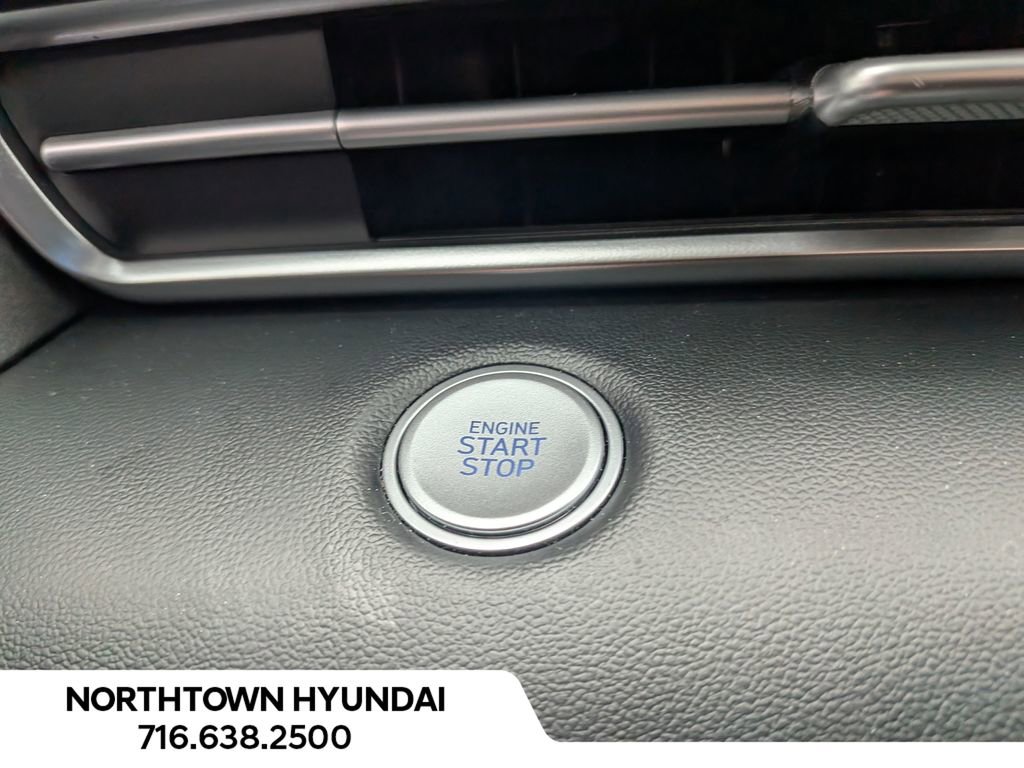 Certified 2023 Hyundai Elantra SEL image 19