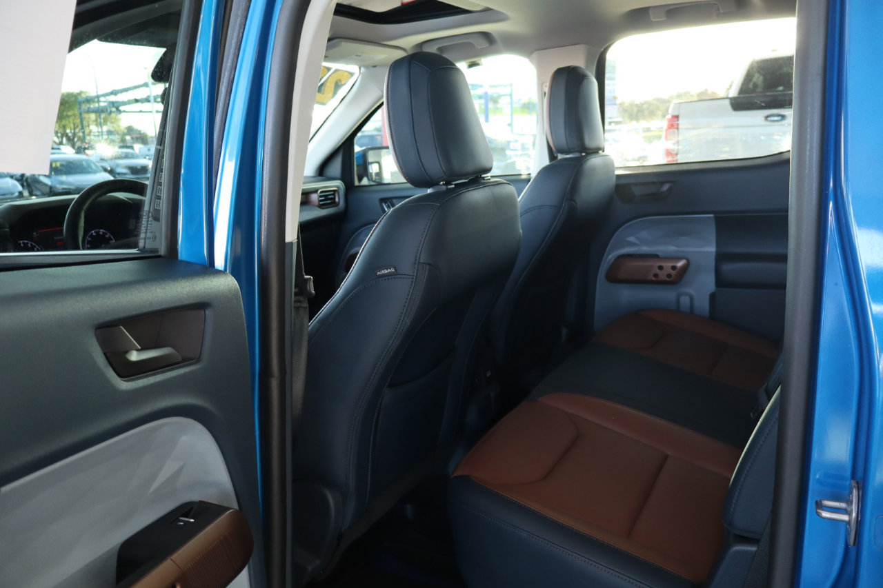 Used 2022 Ford Maverick Lariat w/ Lariat Luxury Package image 30