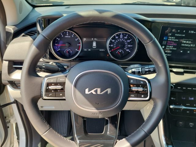 Certified 2024 Kia Carnival EX FWD image 17